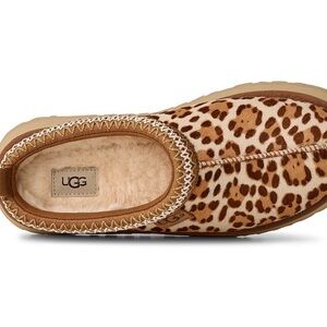 UGG - TAZZ PLAINS SLIPPERS 
(Felicity Leopard Jasmine)